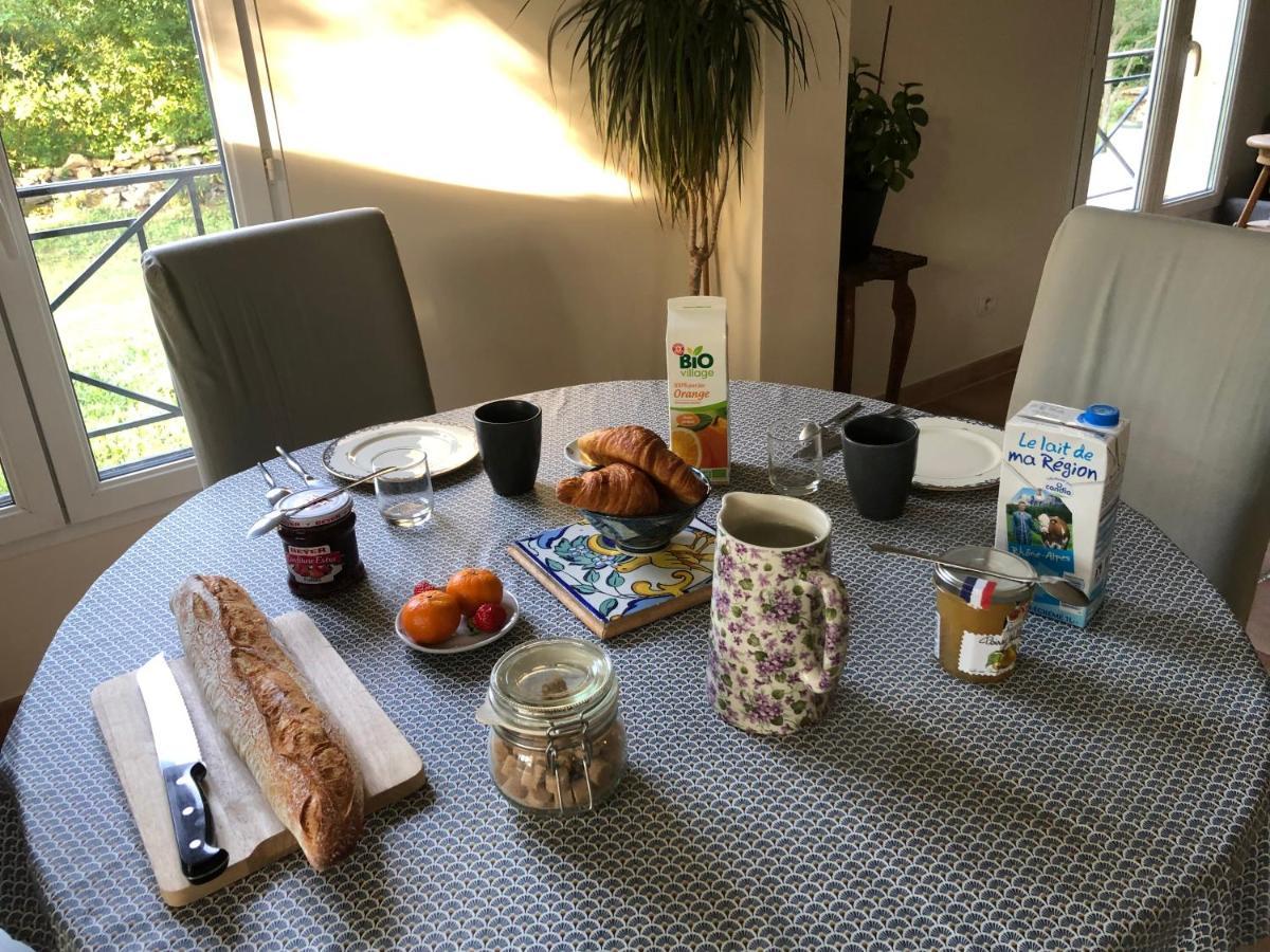 Bed and Breakfast Les Marguerites Vers-Pont-du-Gard Esterno foto